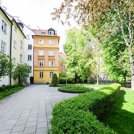 Designers Apartment In The Old Town วอร์ซอ ภายนอก รูปภาพ